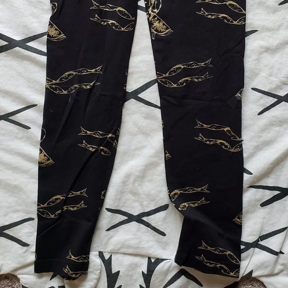 Carbon Soldier Outfit Fits 6-8 - Picture 9 of 9